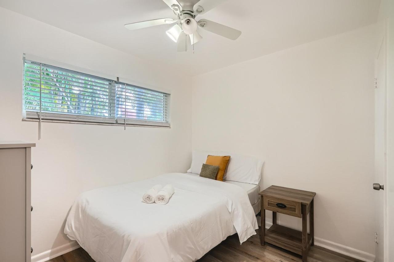 Tropical Retreat ** 2 Bedroom ** Singer Island West Palm Beach