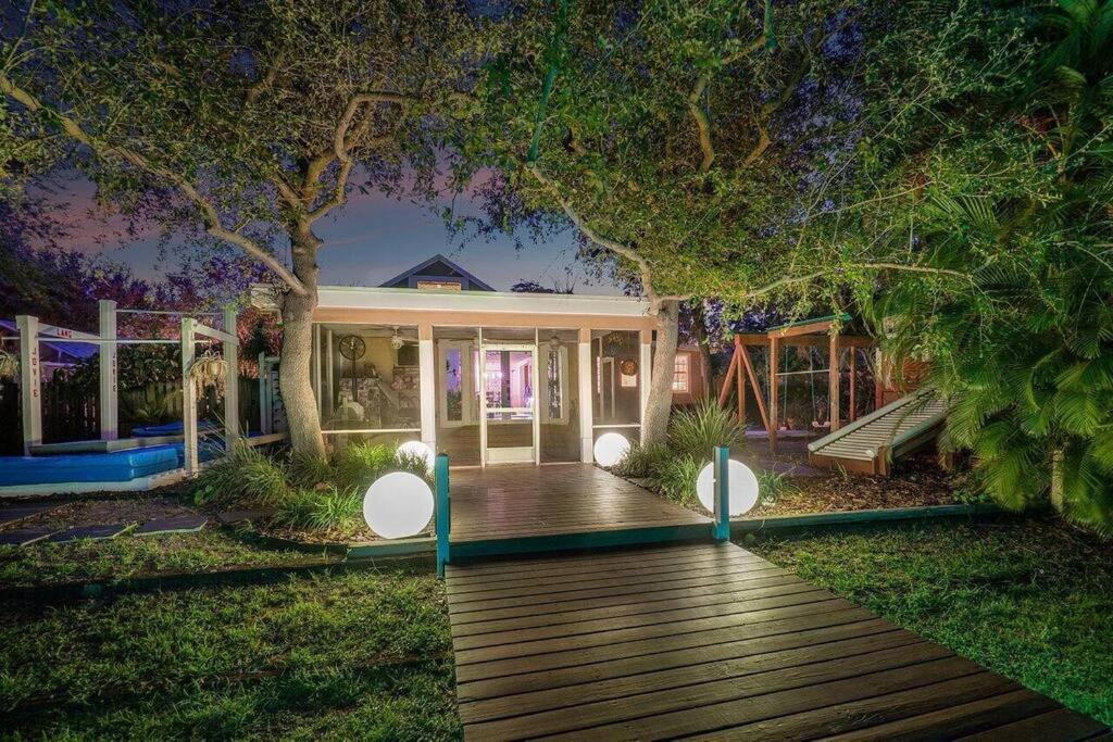 Tropical Oasis Located Near With Pool And Hot Tub West Palm Beach