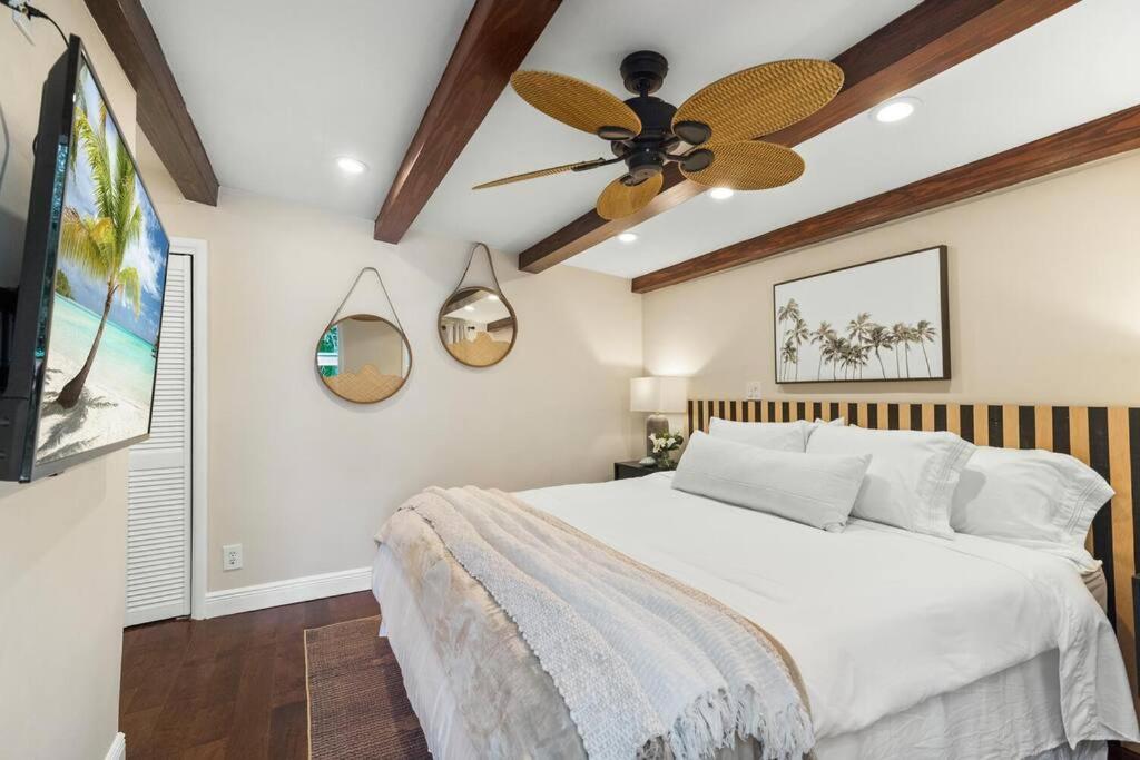 Tropical Oasis Located Near With Pool And Hot Tub Villa *