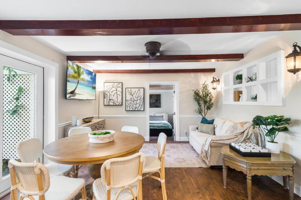 Villa Tropical Oasis Located Near With Pool And Hot Tub West Palm Beach