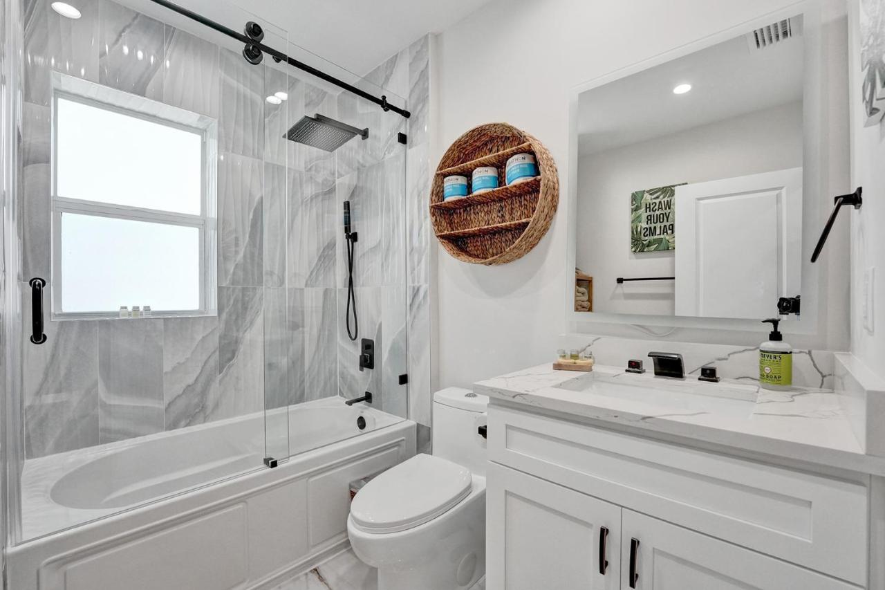 Immaculate 3-bed House In West Palm West Palm Beach