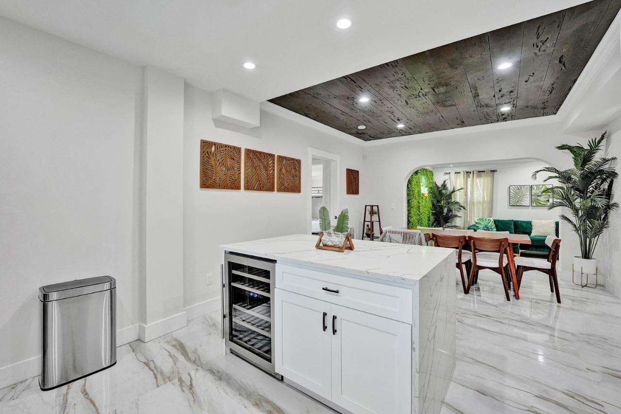 Holiday home Immaculate 3-bed House In West Palm