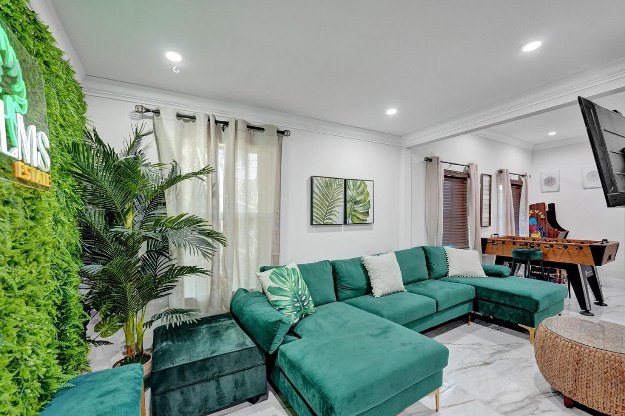 Immaculate 3-bed House In West Palm