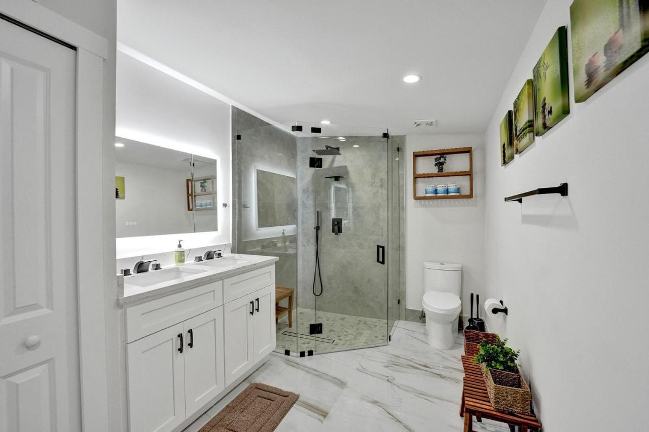 Immaculate 3-bed House In West Palm West Palm Beach