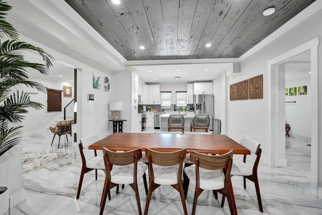 Immaculate 3-bed House In West Palm