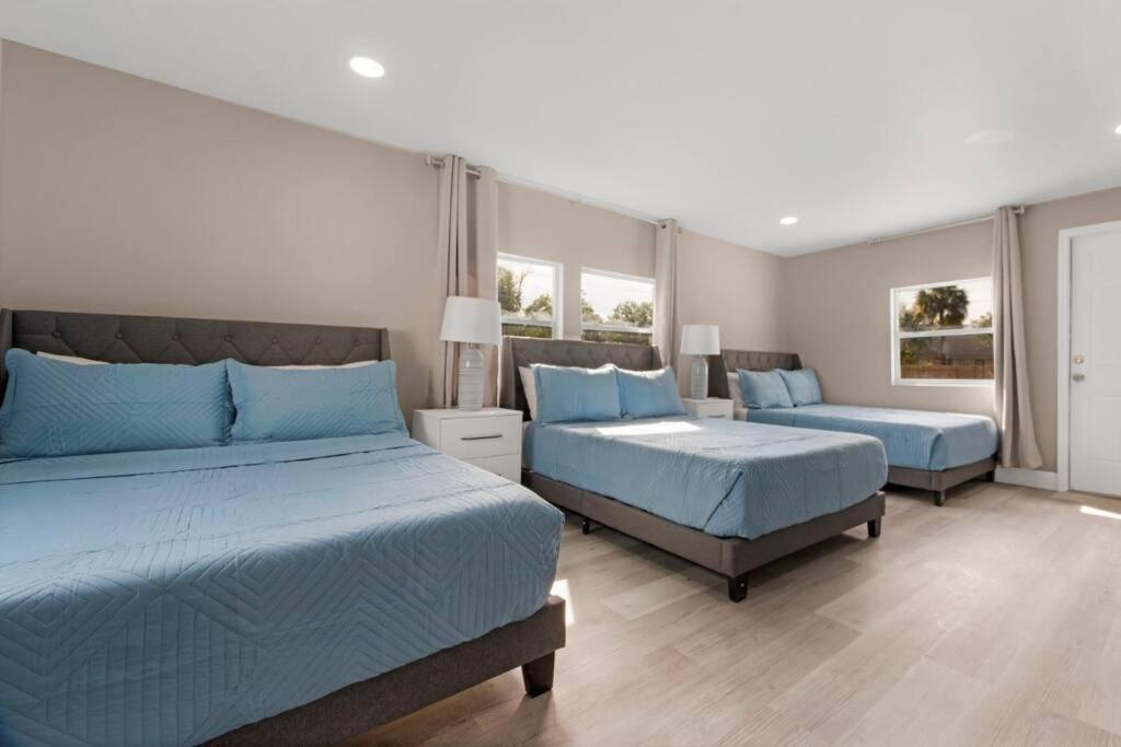 Pool Home- Paxton *