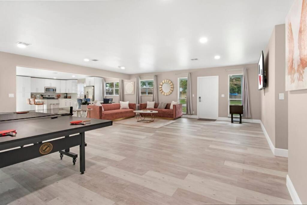 Pool Home- Paxton West Palm Beach