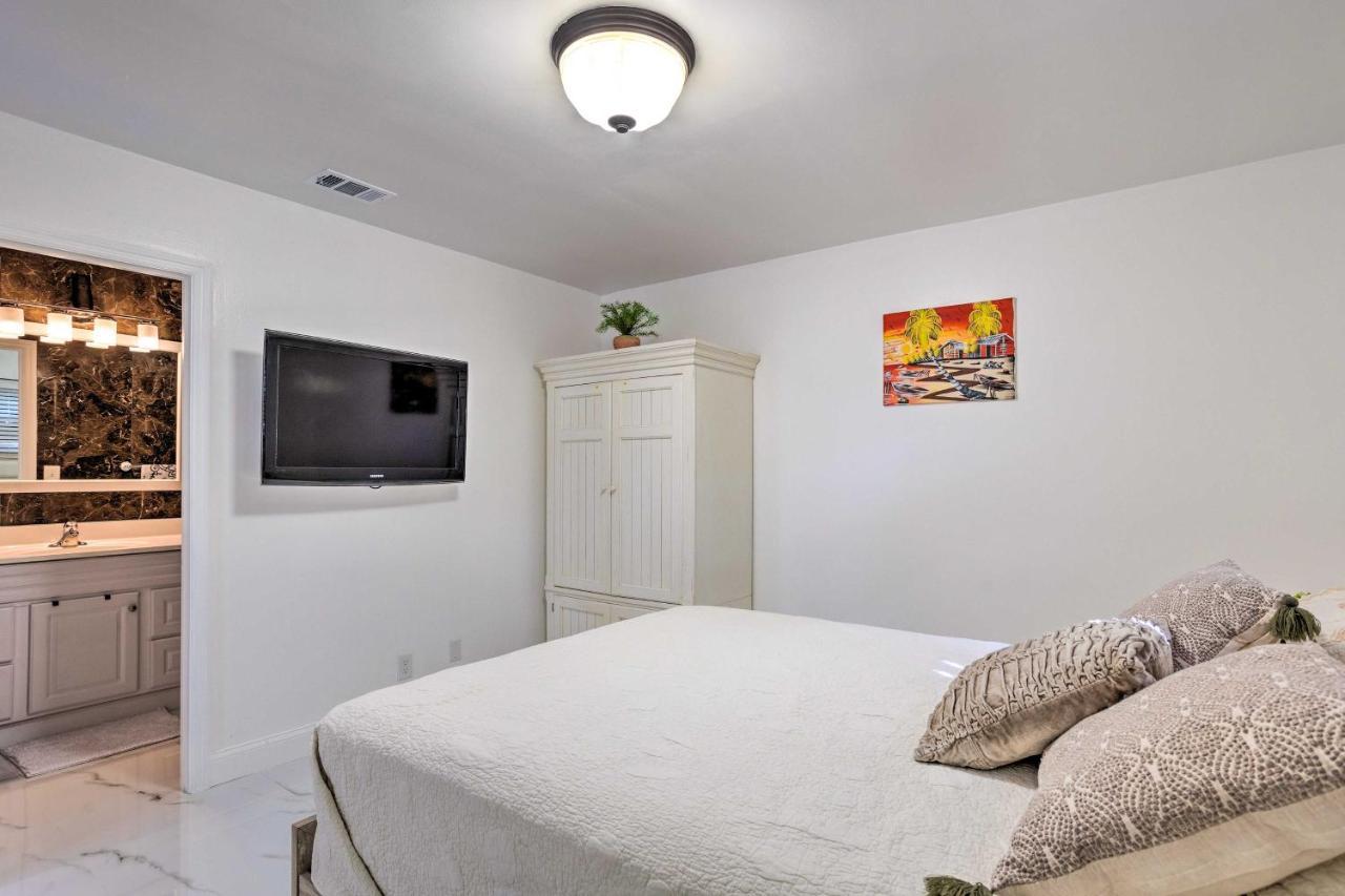 Apartment West Palm 3 Mi To Shore!