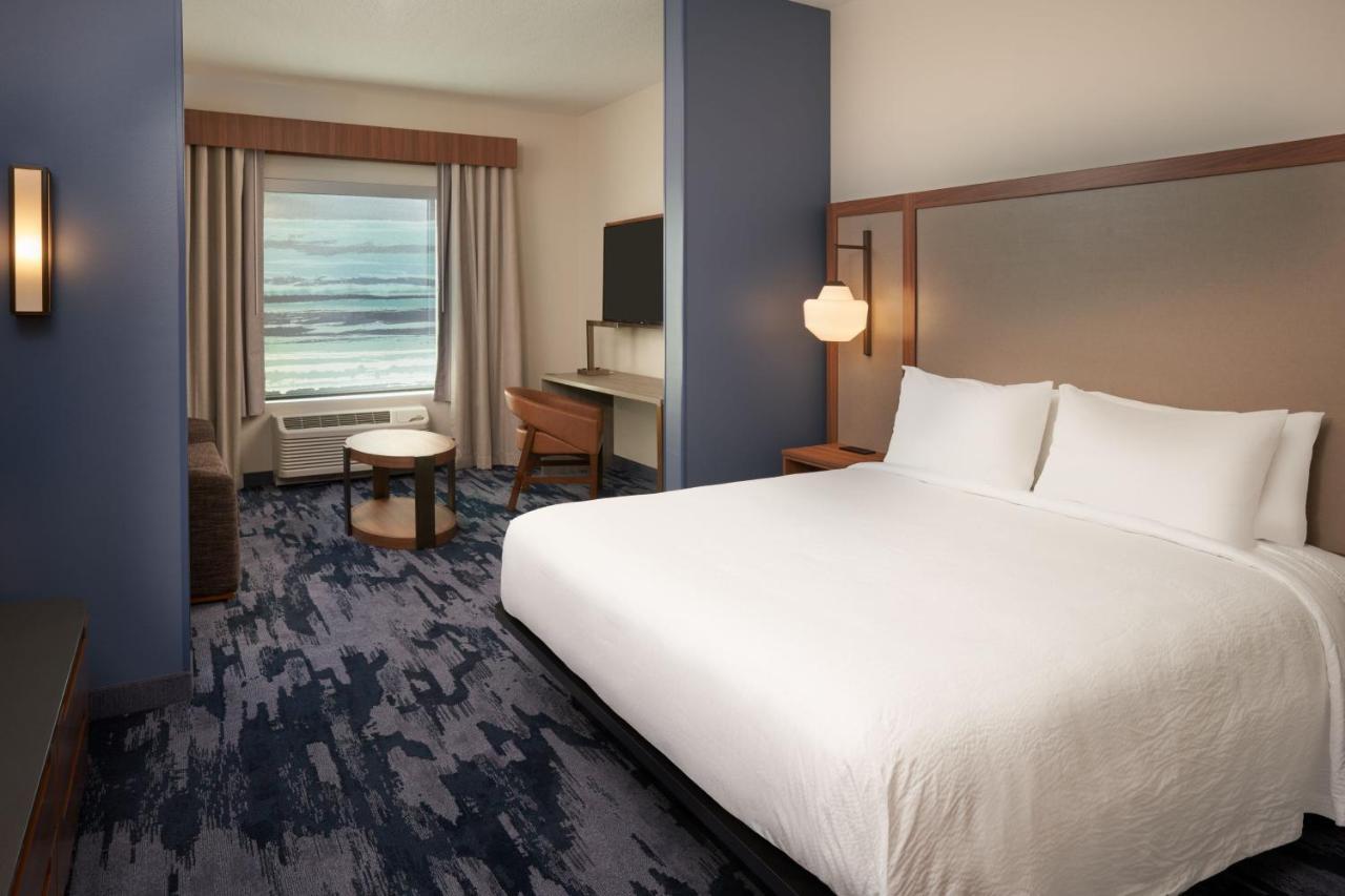 Fairfield By Marriott & West Palm 3*