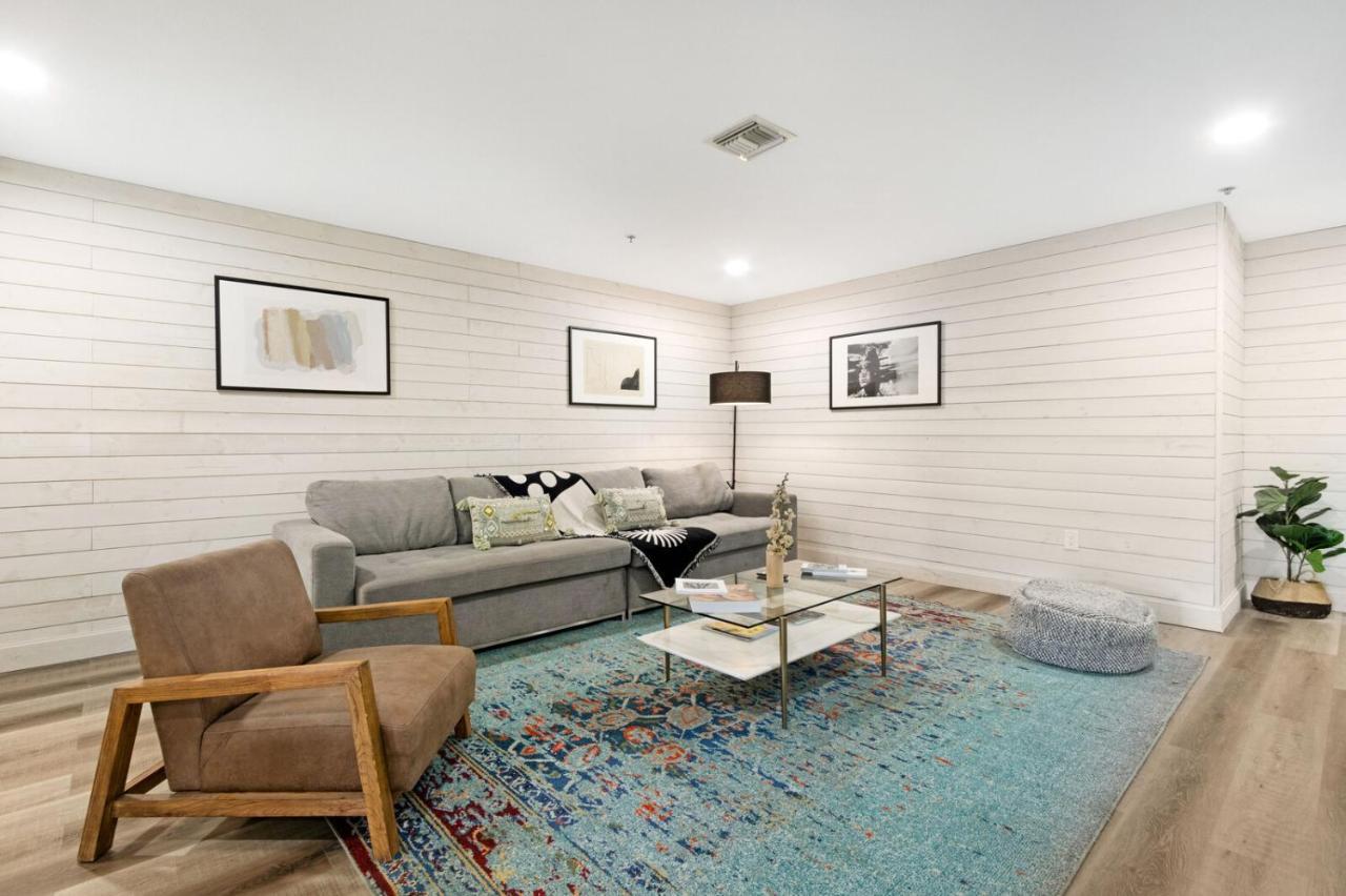 Roami At Clematis Street Lofts