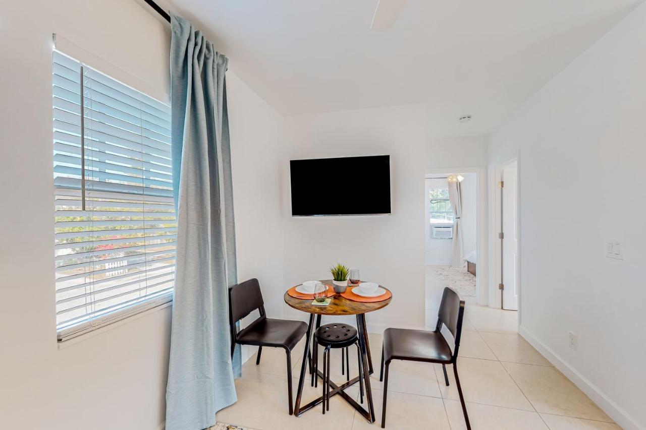 Tropical Hideway West Palm Beach