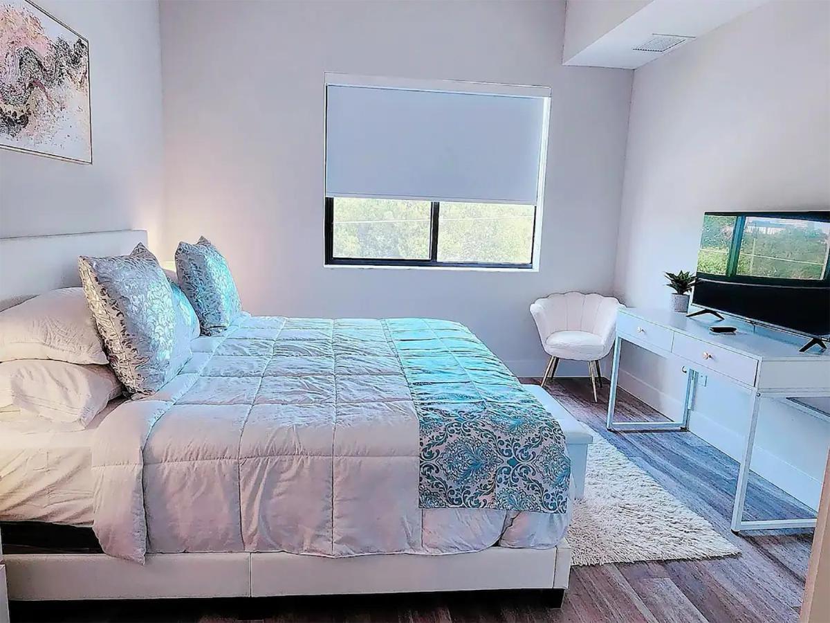 Lux Urban Retreat: Family-friendly Staycation With Gym & Ev Charging *