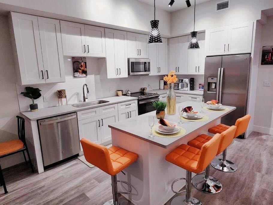 Apartment Luxe & Cozy 3beds,2rooms,ev Gym Near Beaches&downtown Wpb West Palm Beach