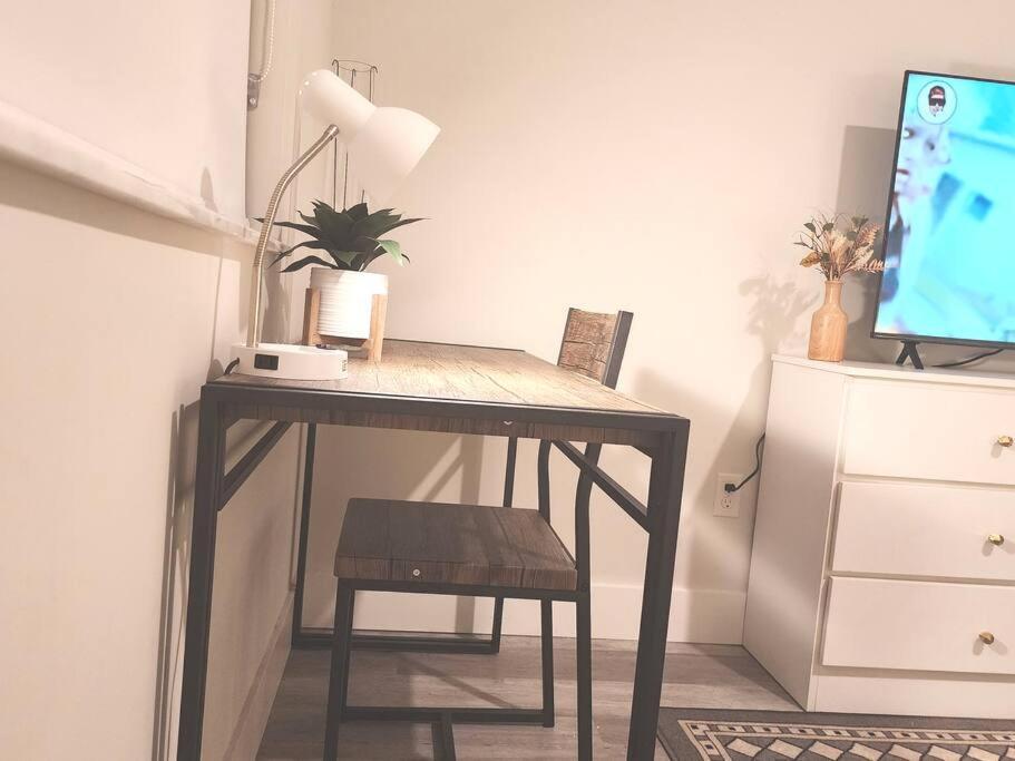 Luxe & Cozy 3beds,2rooms,ev Gym Near Beaches&downtown Wpb Apartment *