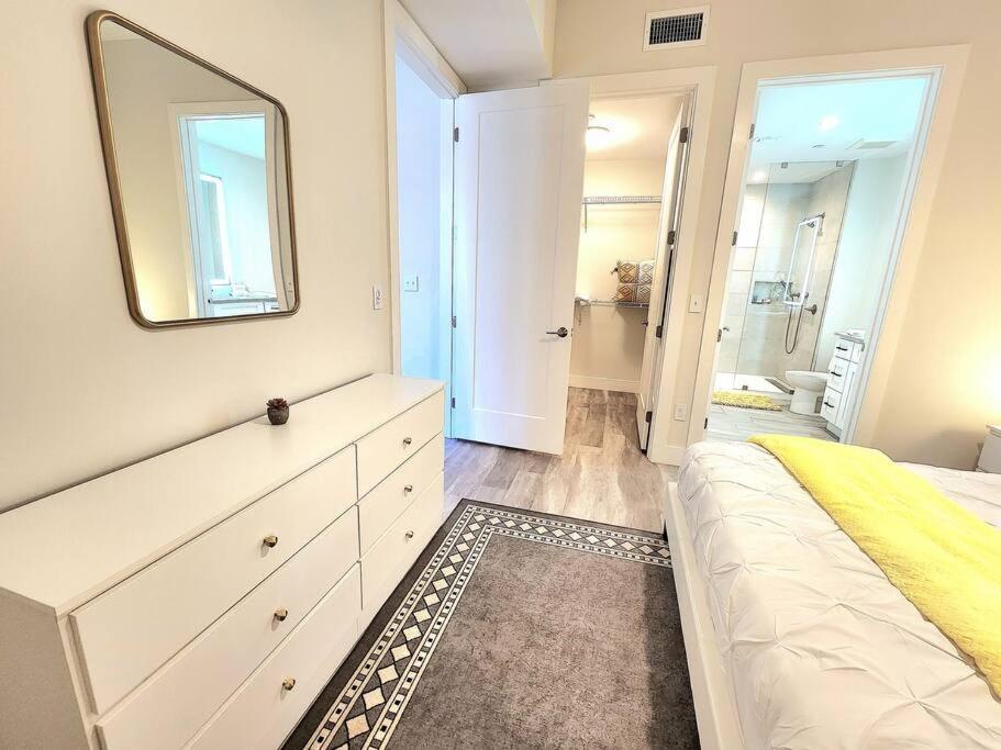 Luxe & Cozy 3beds,2rooms,ev Gym Near Beaches&downtown Wpb Apartment West Palm Beach