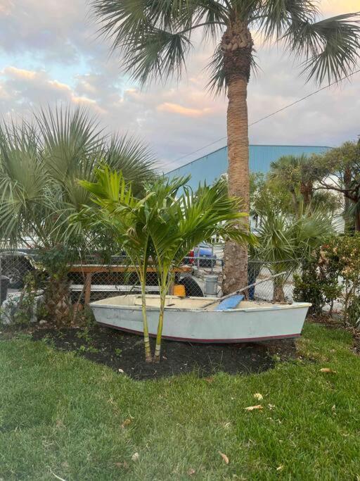 Holiday home Recently Remodeled, Spacious Intracoastal