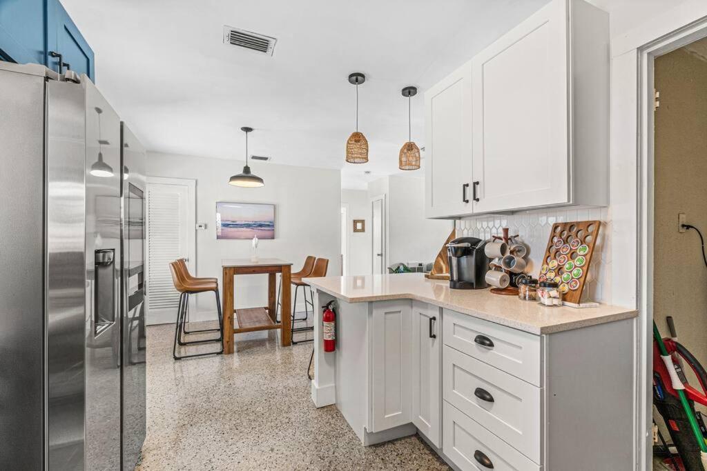 Recently Remodeled, Spacious Intracoastal Holiday home