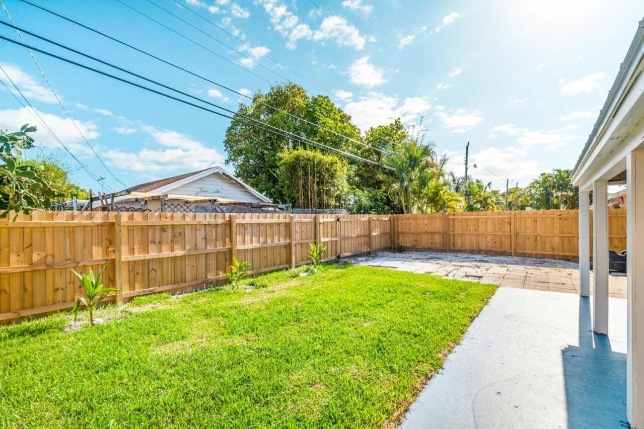 Recently Remodeled, Spacious Intracoastal West Palm Beach