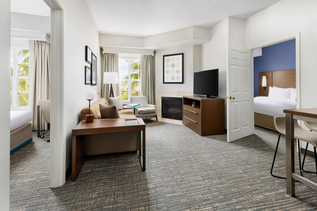West Palm Hotel 3*