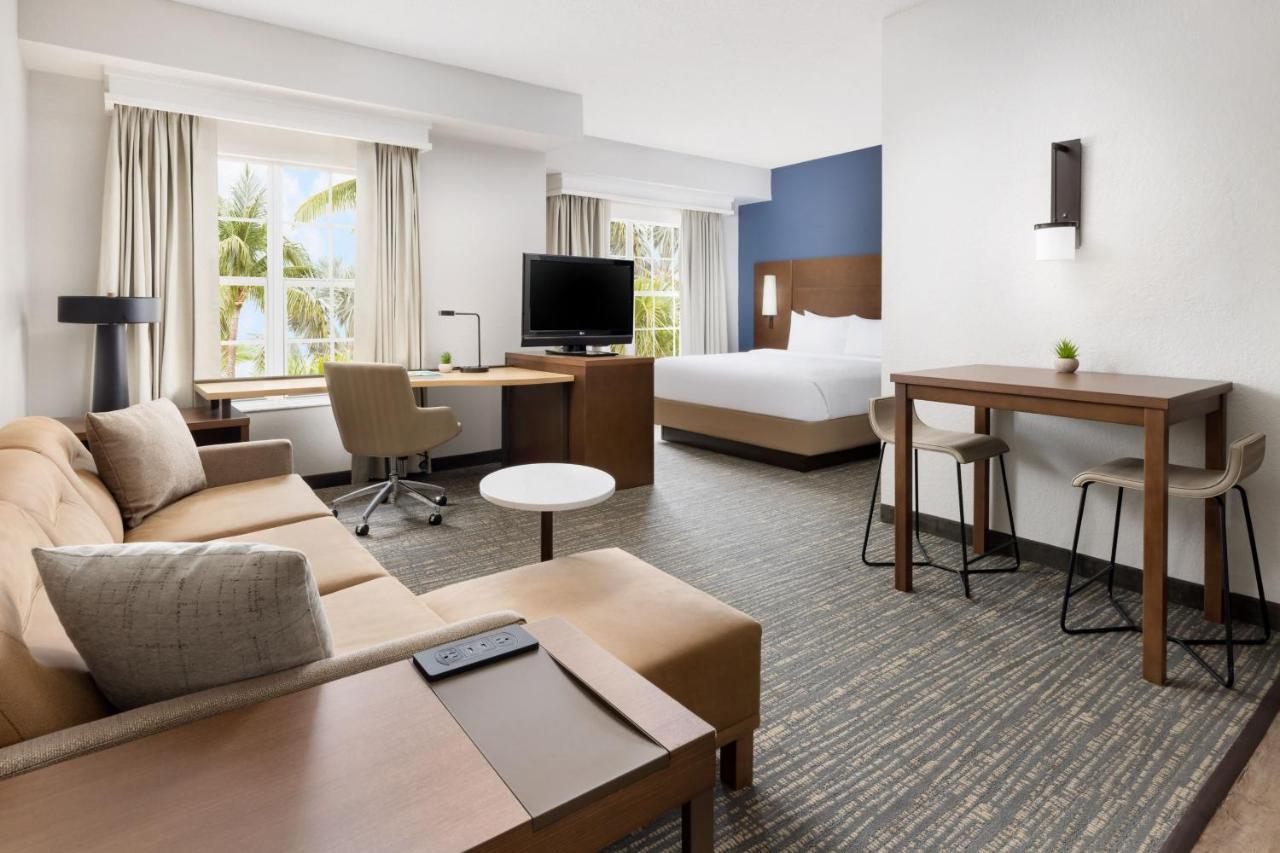 Hotel West Palm