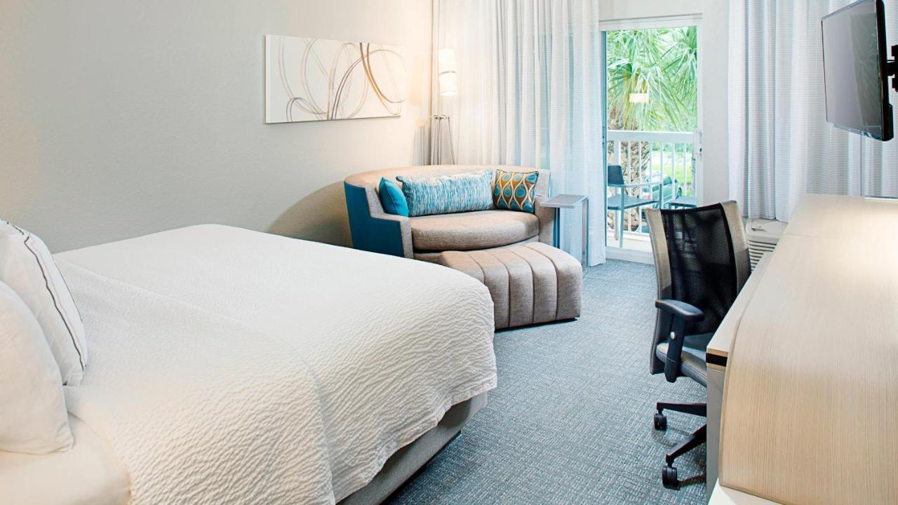 Hotel Courtyard By Marriott West Palm Airport West Palm Beach