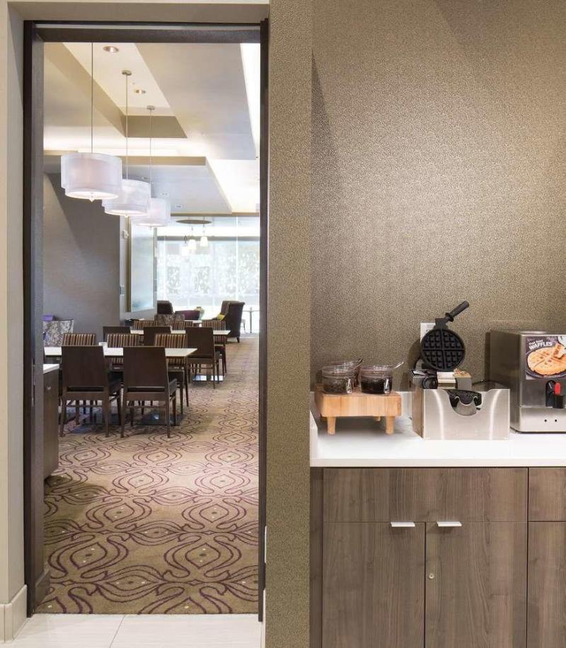 By Marriott West Palm Downtown Hotel 3*