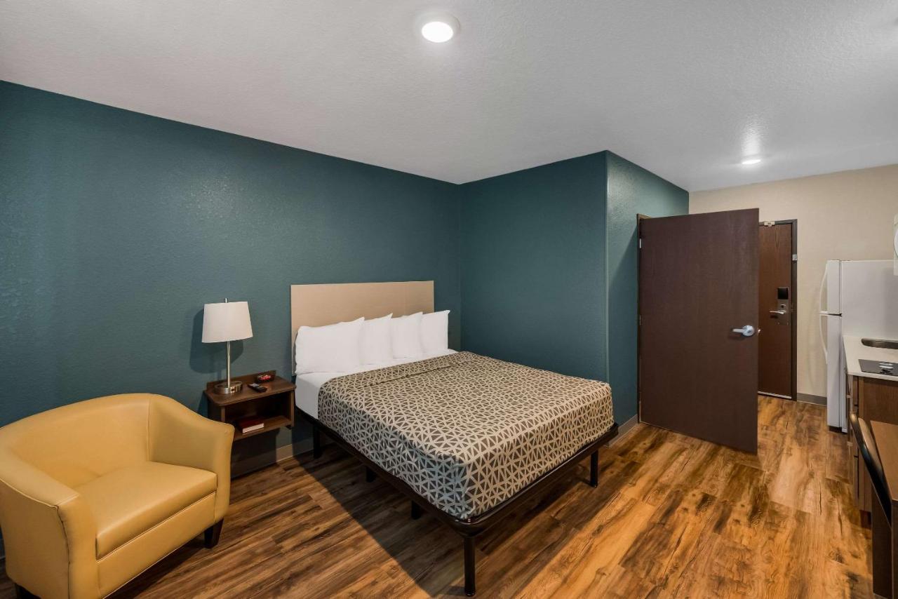 Hotel Woodspring West Palm