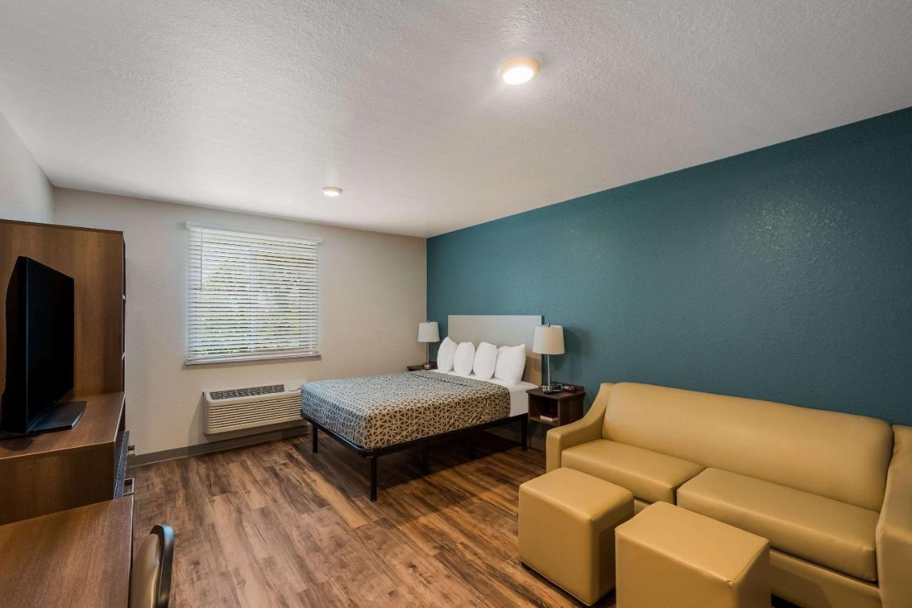 Woodspring West Palm