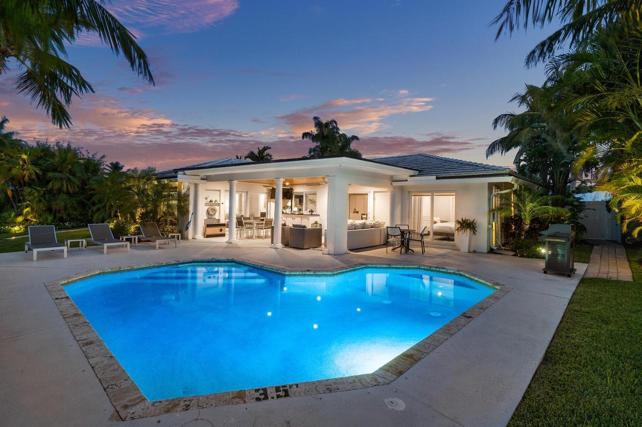 Seven Palms Waterfront, Heated Pool & Private Dock -walk To Beach! West Palm Beach