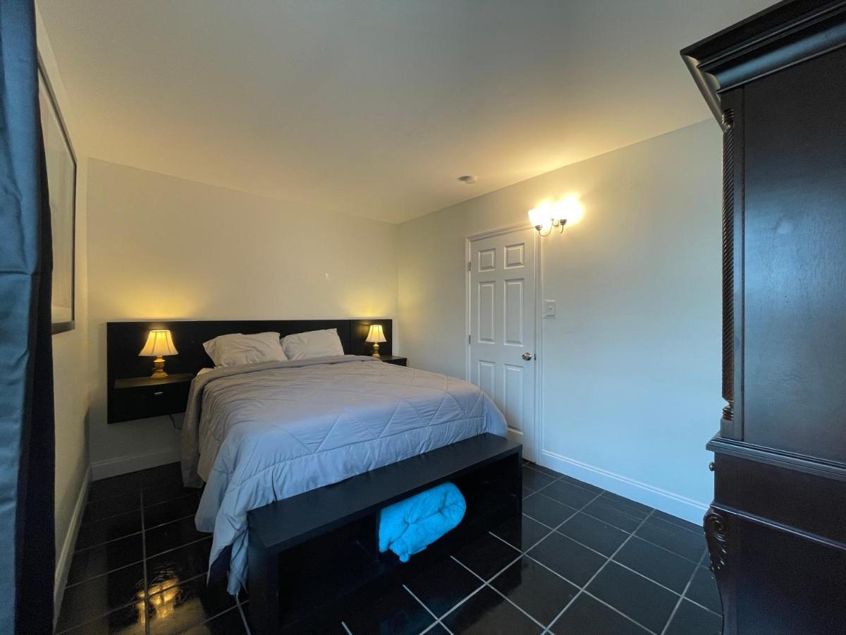 West Palm 2br Or 1br *