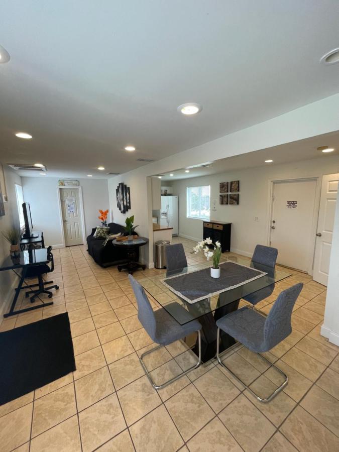 Casa de férias West Palm 2br Or 1br