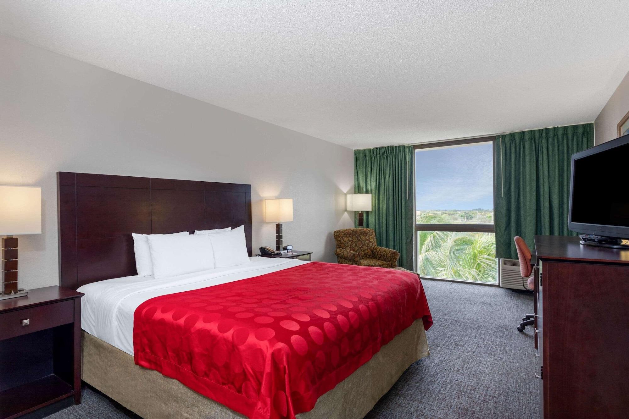 Ramada By Wyndham West Palm Airport 3* West Palm Beach