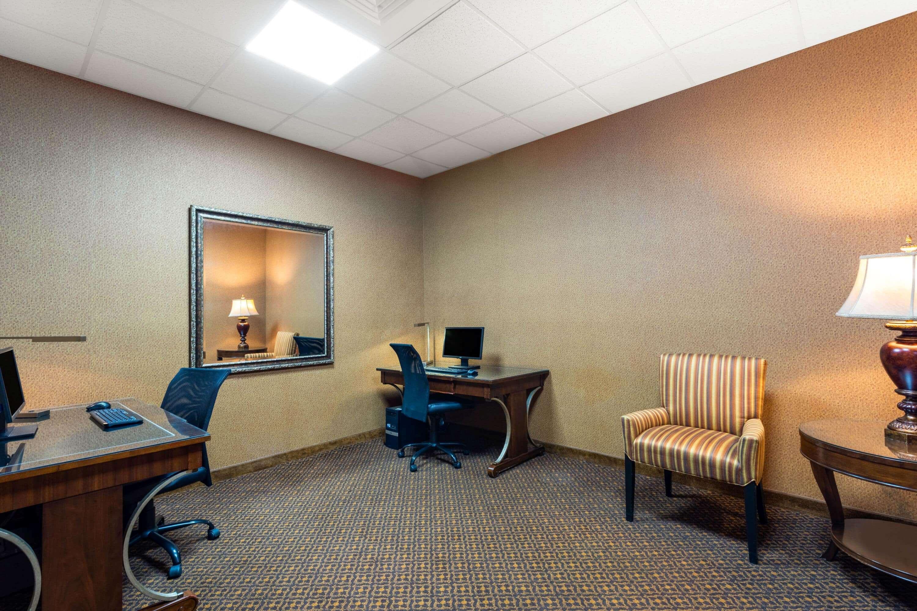 Hawthorn Extended By Wyndham West Palm Hotel