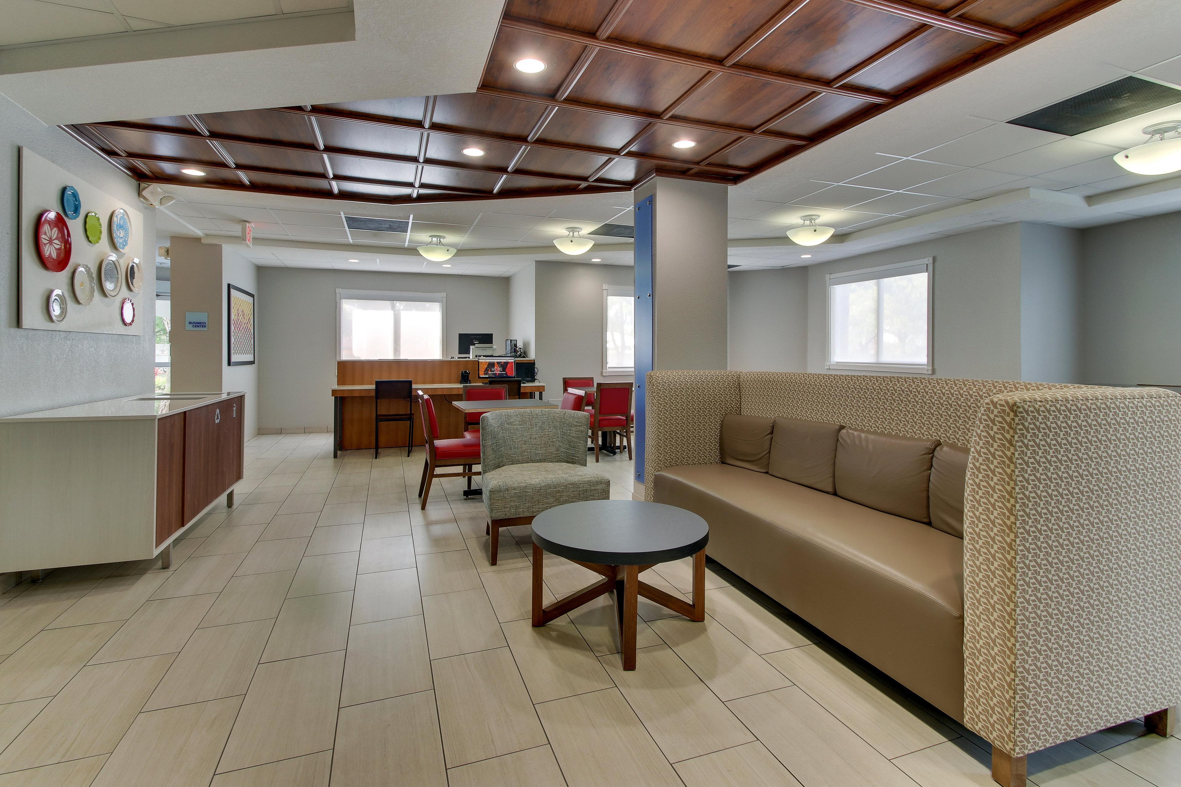 Express West Palm Metrocentre By Ihg Pensão