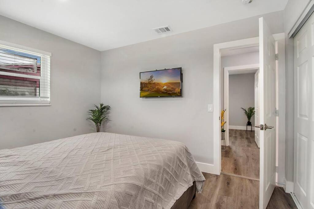 Modern Getaway Near The With For A Boat * West Palm Beach