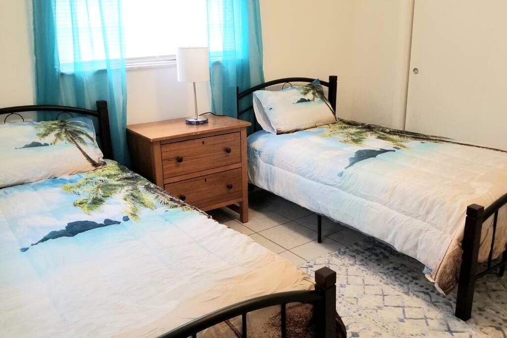 Whole House+renovated+pool+lanai+bbq+close To Casa de férias West Palm Beach