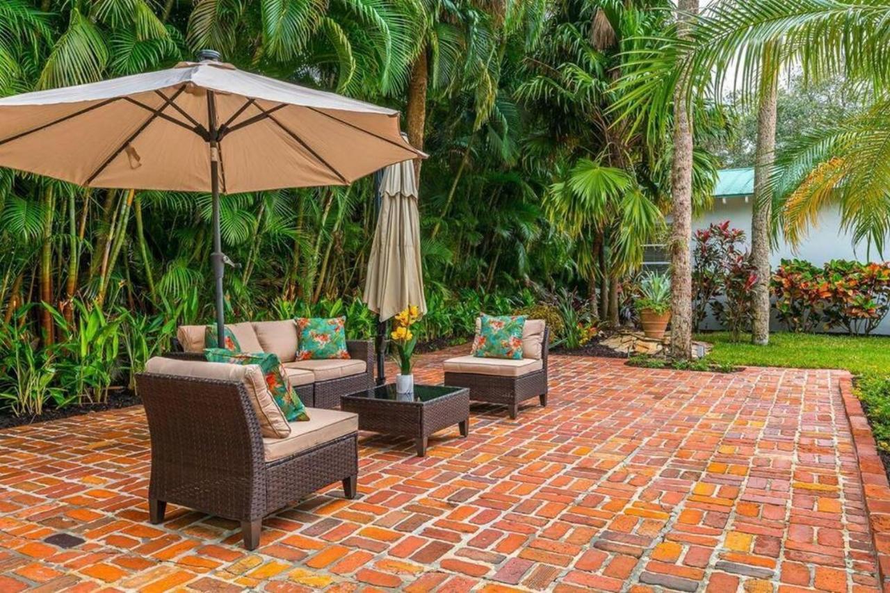 Apartment Intracoastal Paradise Walking Distance To Beach! West Palm Beach