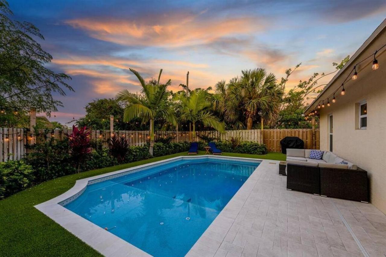 Villa Modern Comfortable Stay!sleeps 8! West Palm Beach