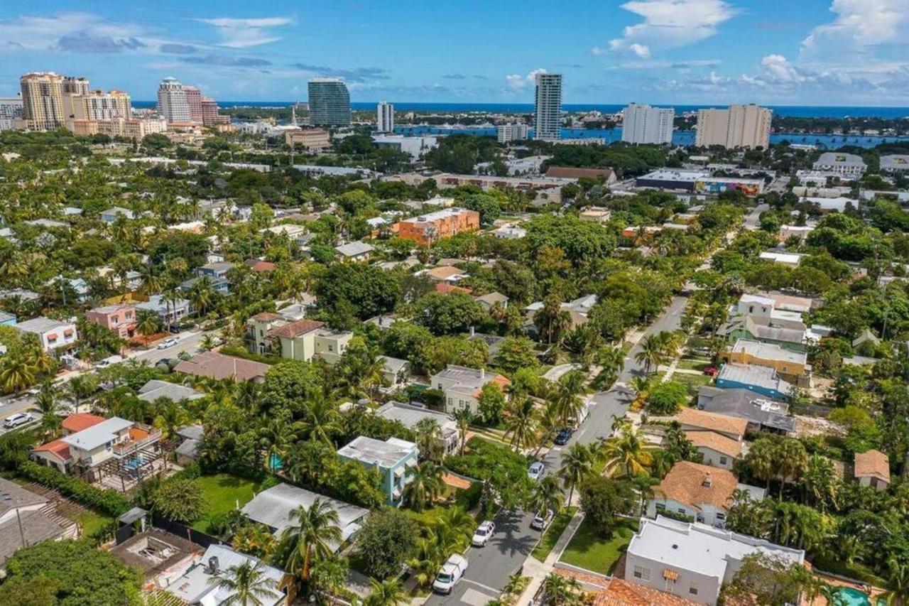 Welcome To Casa Kanuga, The Secret Gem Of Wpb!