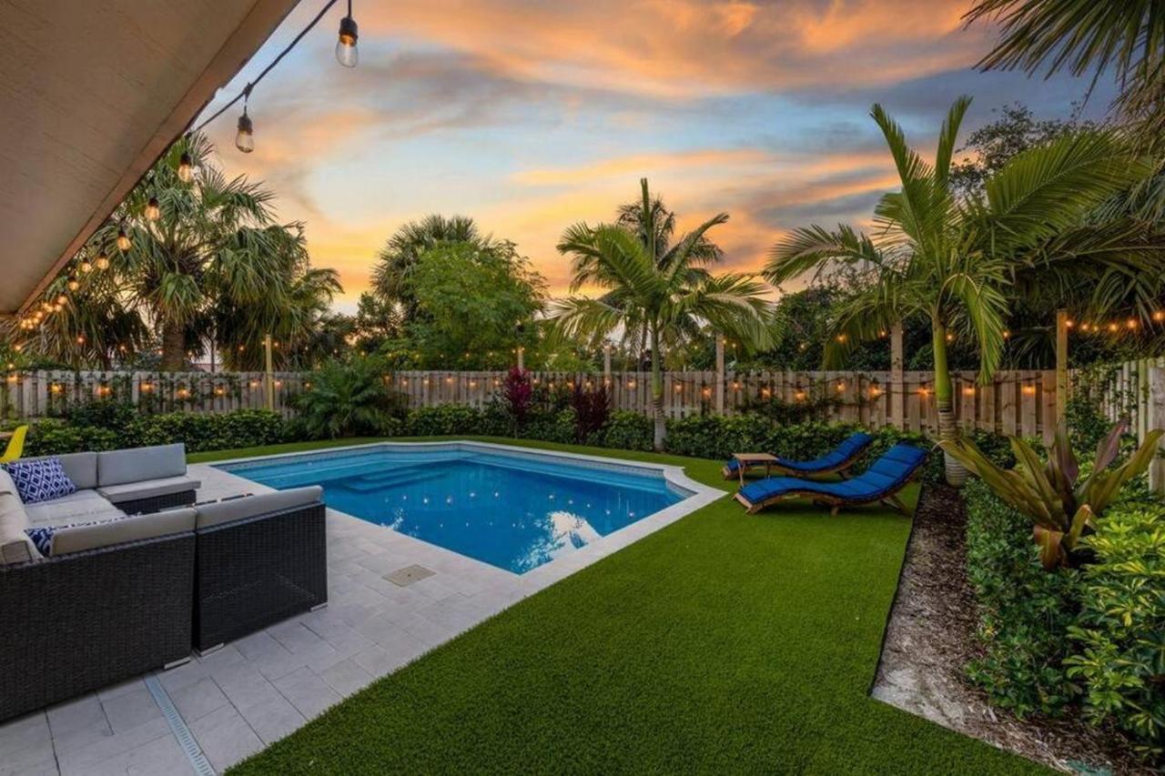 Villa Modern Comfortable Stay!sleeps 8!