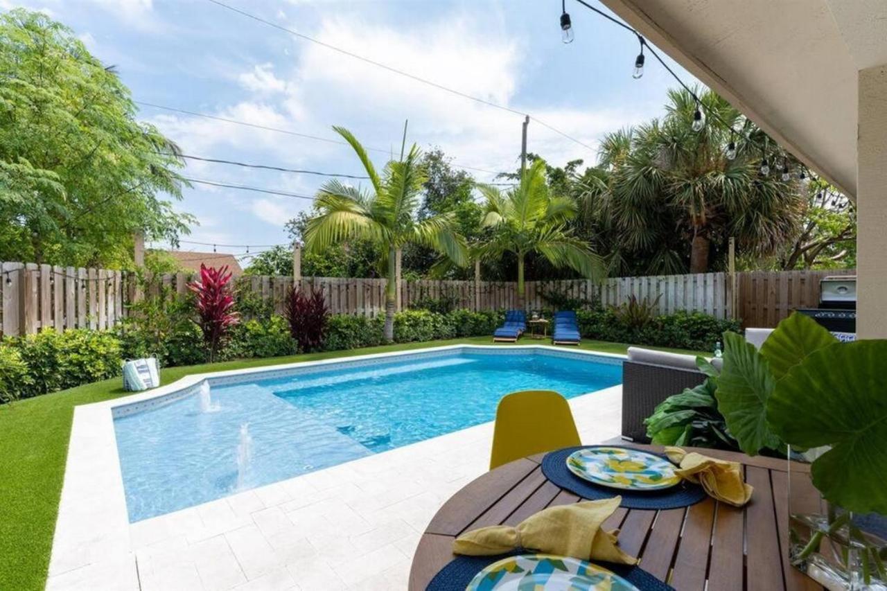 Villa Modern Comfortable Stay!sleeps 8! *