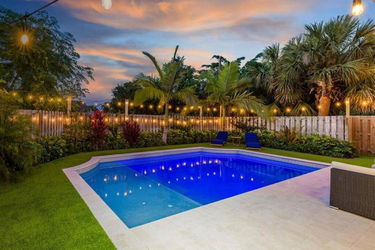 Modern Comfortable Stay!sleeps 8! Villa *