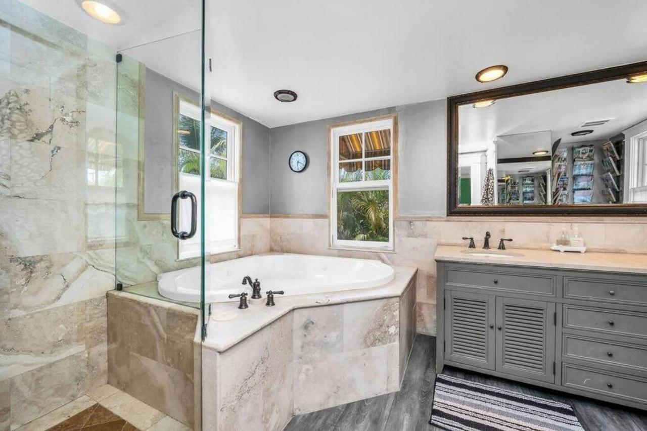 Welcome To Casa Kanuga, The Secret Gem Of Wpb!