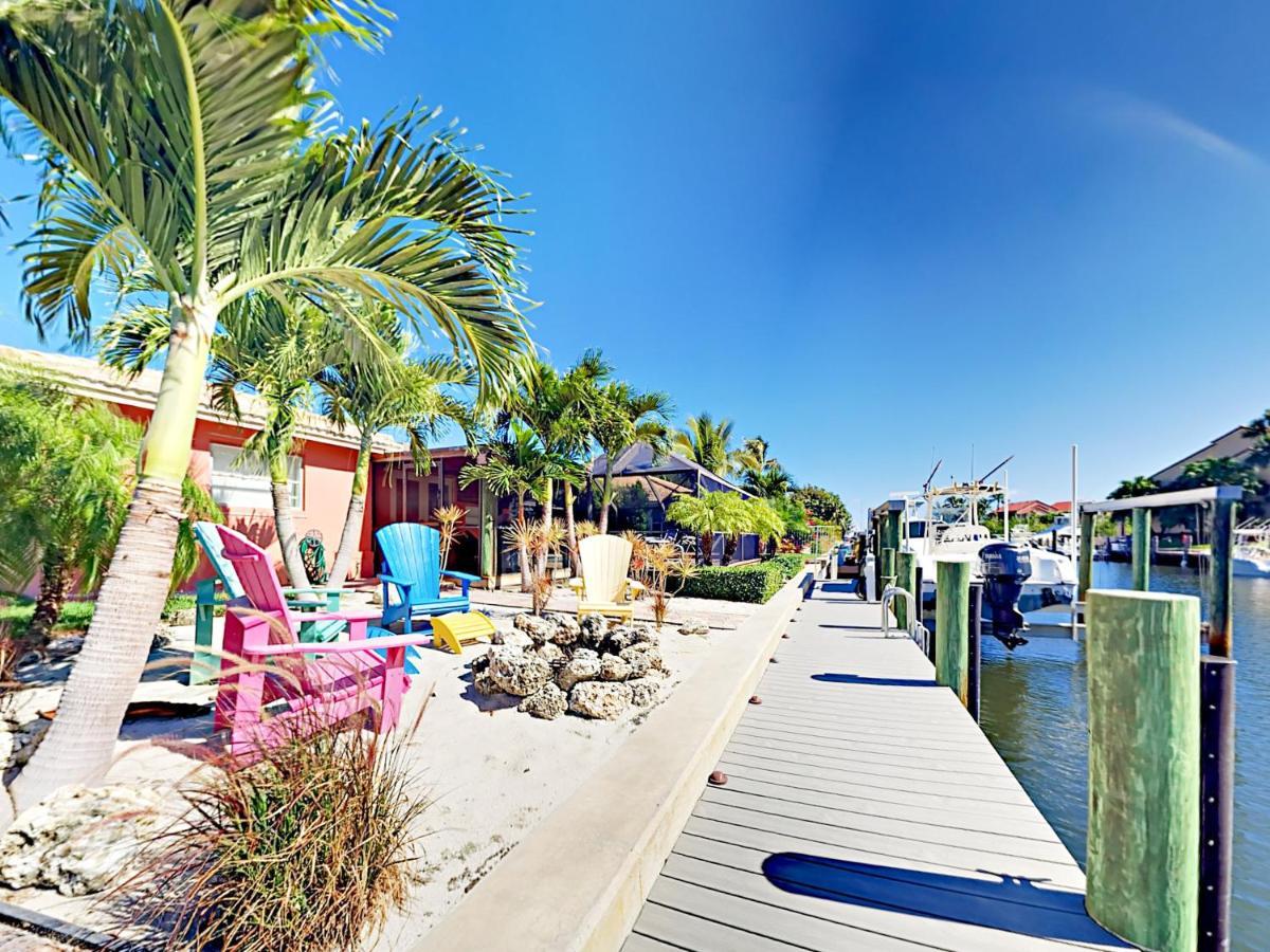 Waterfront Oasis On Private Dock, Pool, & Firepit! Villa