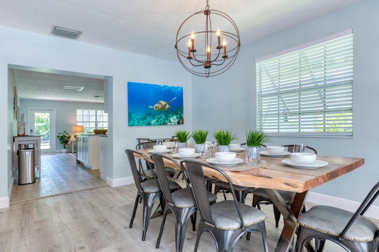 Apartment Enchanting Juno Home! Sleeps 8! West Palm Beach