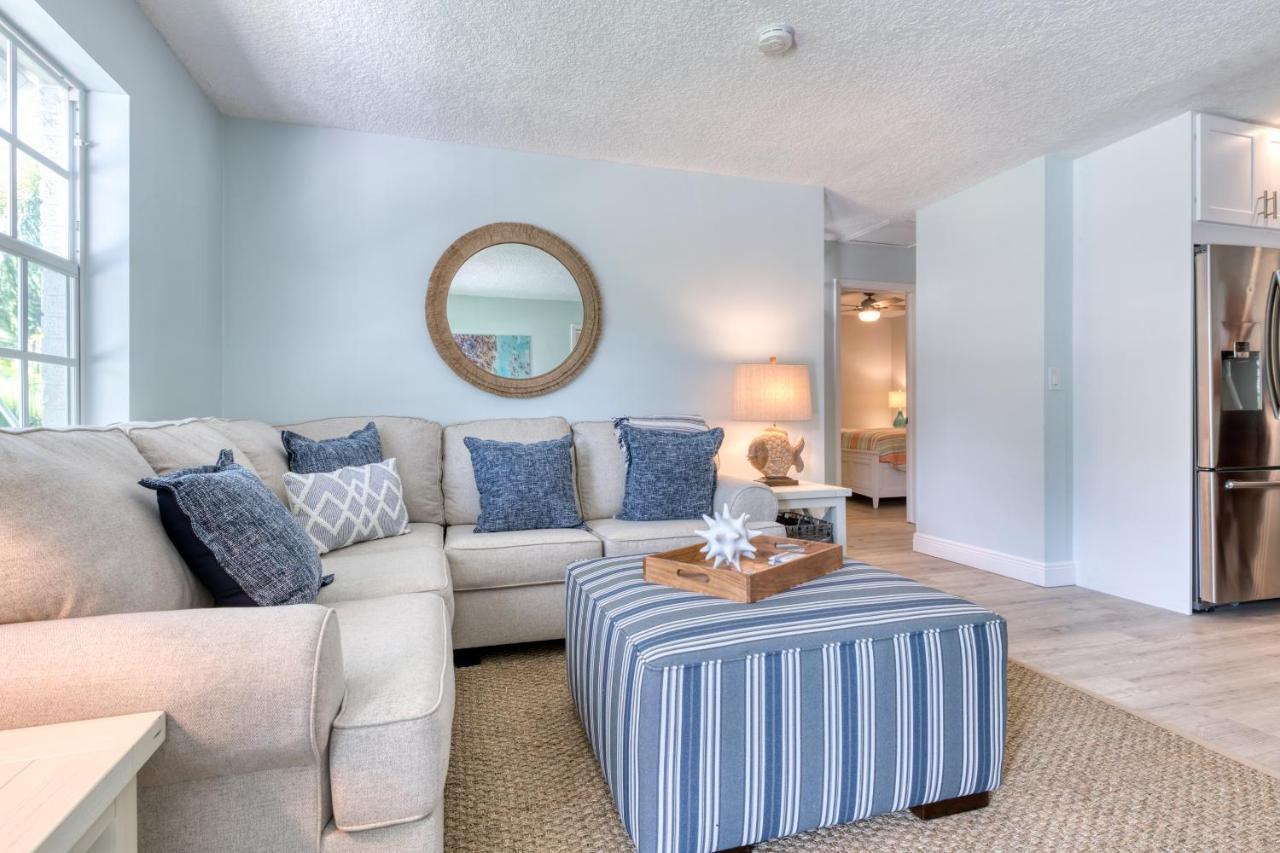 Enchanting Juno Home! Sleeps 8!