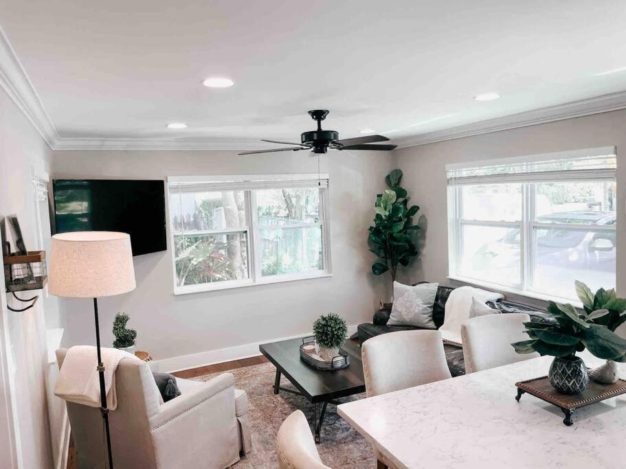 Remodeled Downtown #1 West Palm Beach