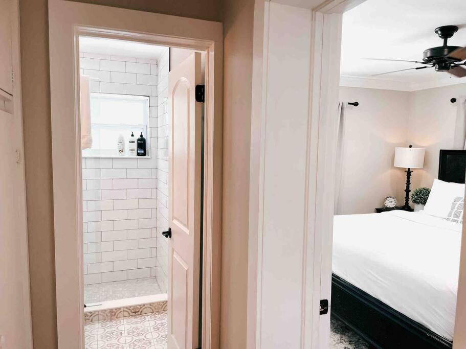 Remodeled Downtown #1 * West Palm Beach