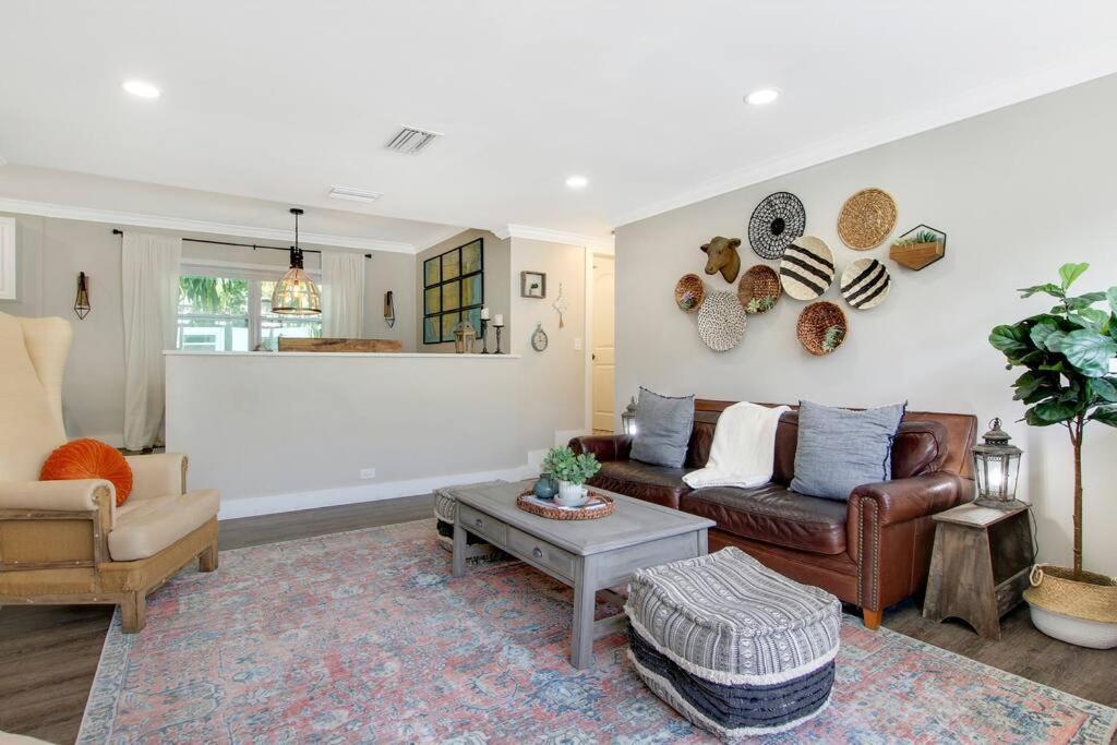 New 2br #5 * West Palm Beach