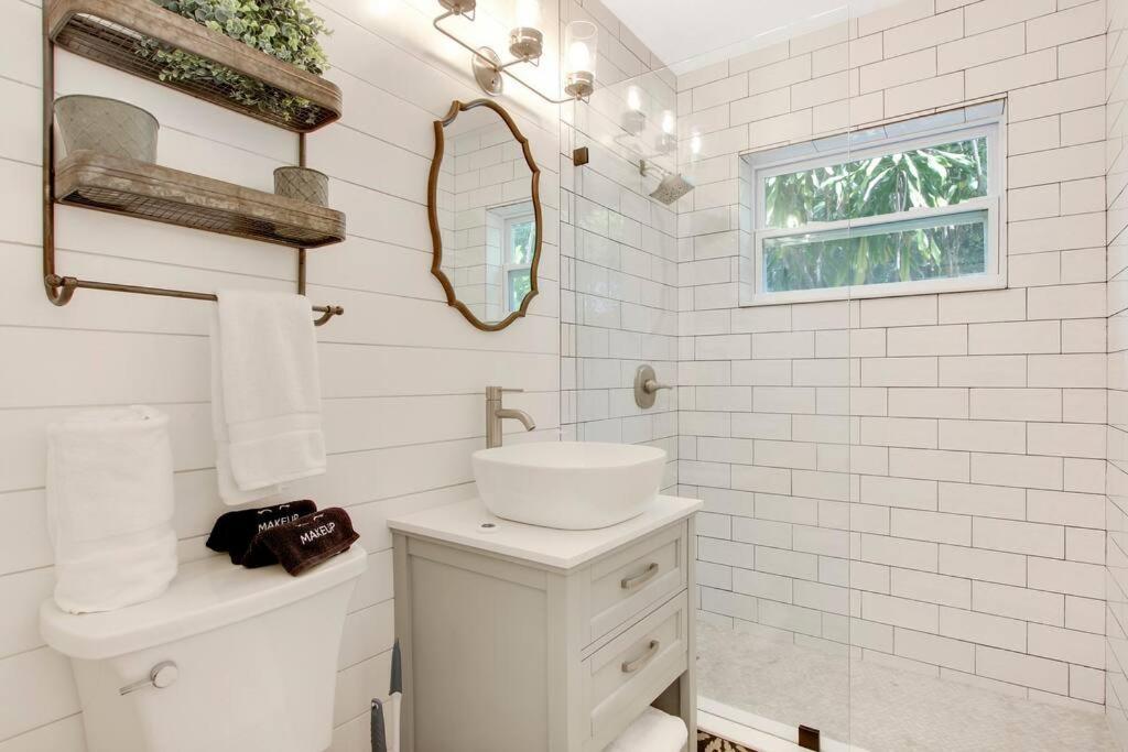 Apartment New 2br #5 West Palm Beach